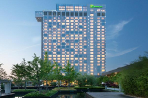 Гостиница Holiday Inn Shanghai Pudong Kangqiao, an IHG Hotel  Шанхай